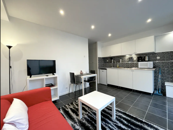 Unit 22 - 1 bedroom Apart. - INSEAD student accommodation near campus Fontainebleau