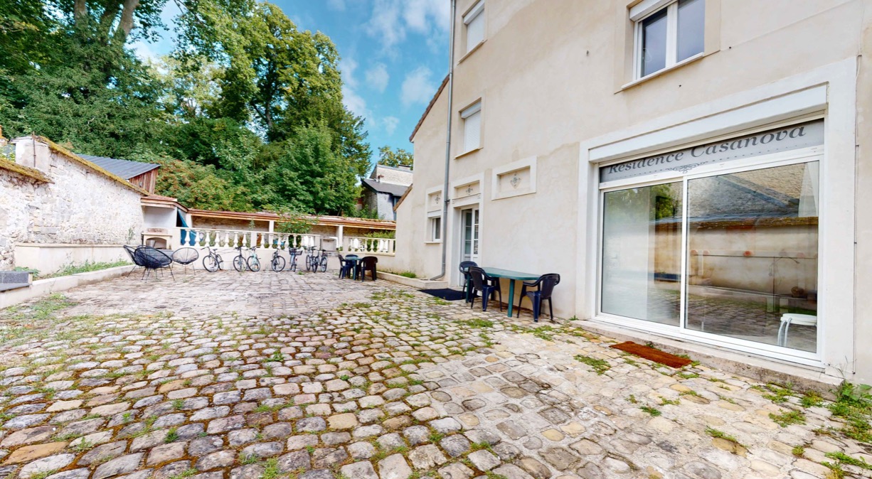 Résidence CASANOVA - INSEAD housing building in Fontainebleau